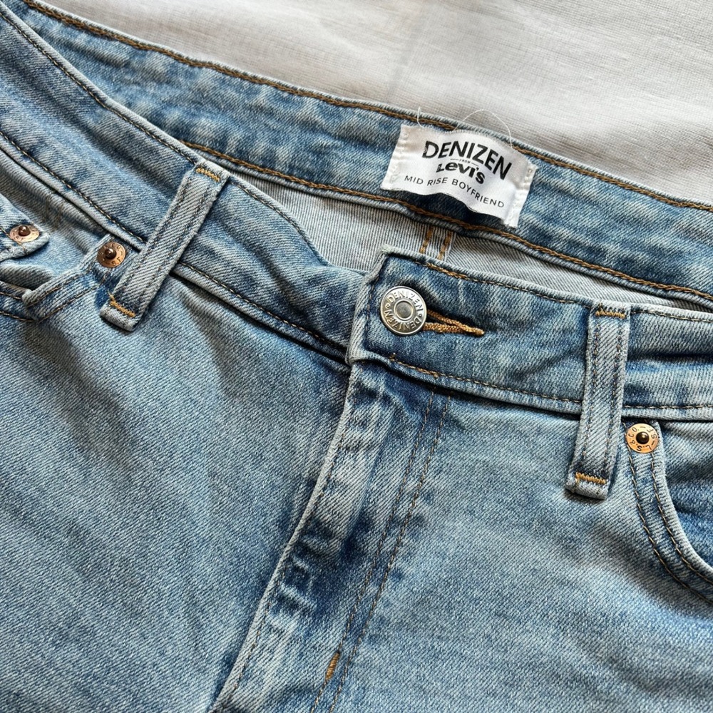 Denizen Levi's Boyfriend Jeans Womens 12 Light Blue Mid Rise Stretch Denim